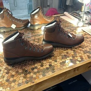 Cole Haan ZEROGRAND- size 11M